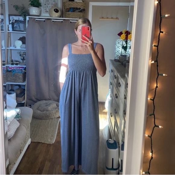 Nasty Gal grey runched comfortable jumpsuit - Picture 4 of 11